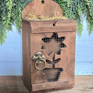 Primitive Wood Wire Flower Cutout Key or Jewelry Storage Box Farmhouse Decor